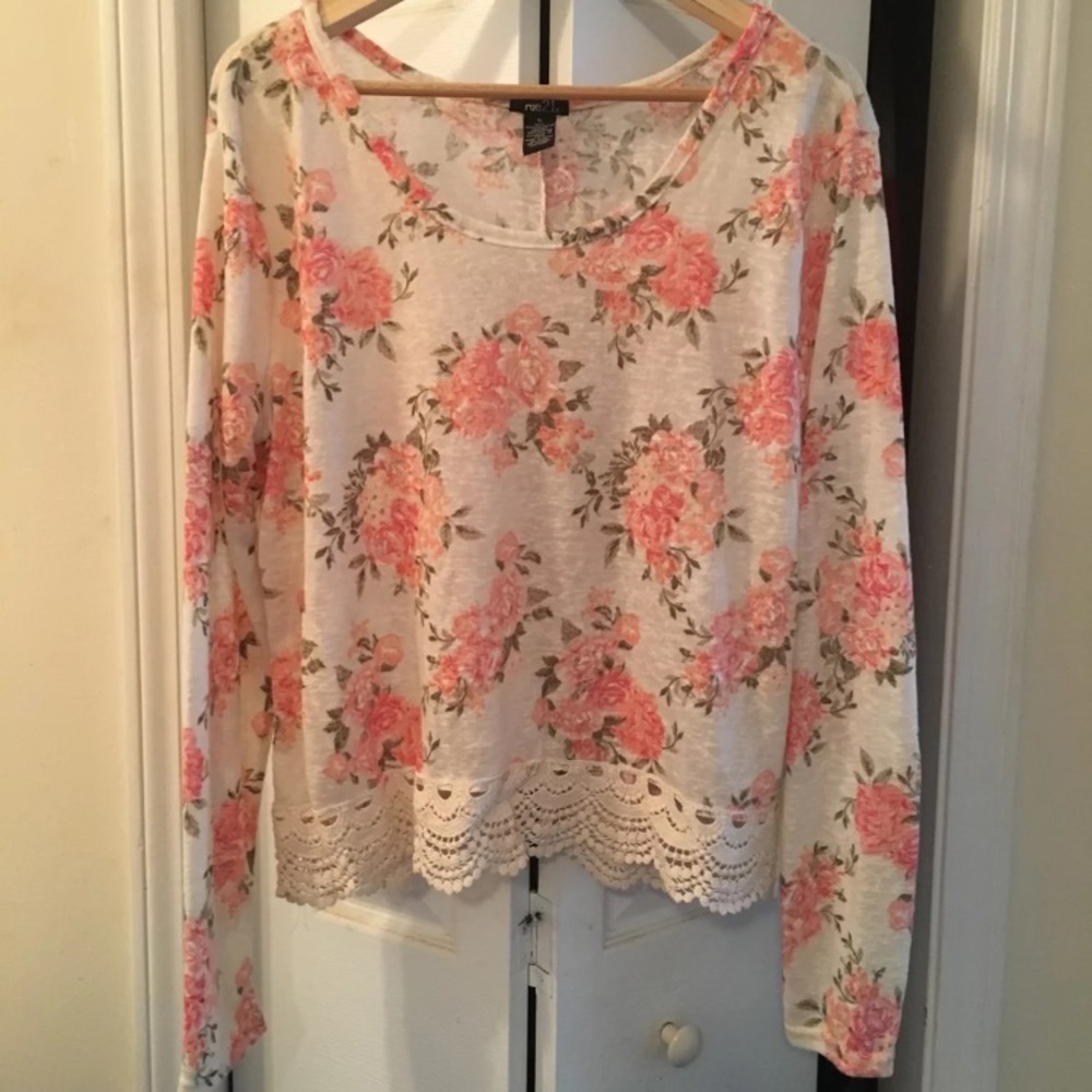 Floral top